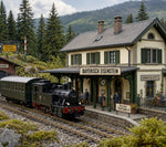 Lade das Bild in den Galerie-Viewer, LGB Bahnhof BAYERISCH 1:22,5 Epoche III 1960er Gartenbahn Aufkleber Beschriftung
