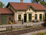 Lade das Bild in den Galerie-Viewer, LGB Bahnhofsschilder Set 1:22,5 Epoche III Aufkleber Gartenbahn Beschriftung
